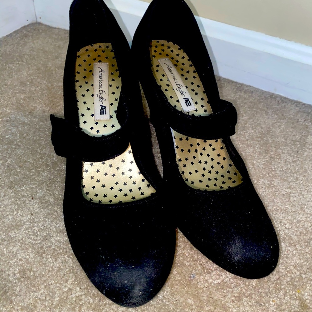 American eagle black heels
